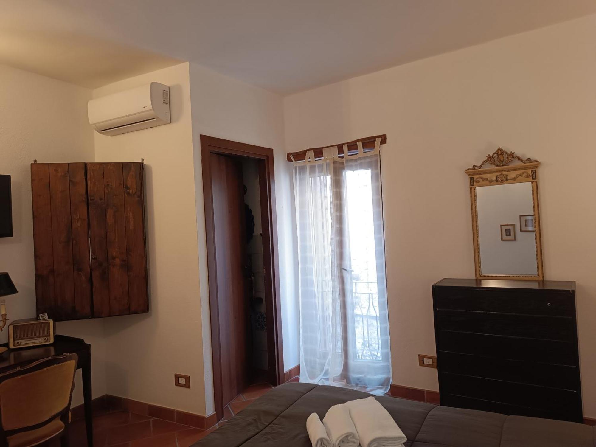 La Rupe Bed And Breakfast Norma Стая снимка