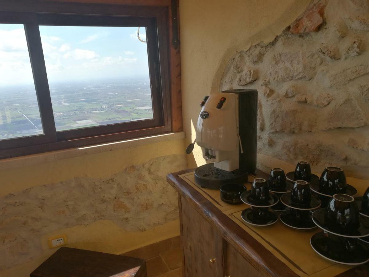 La Rupe Bed And Breakfast Norma Екстериор снимка